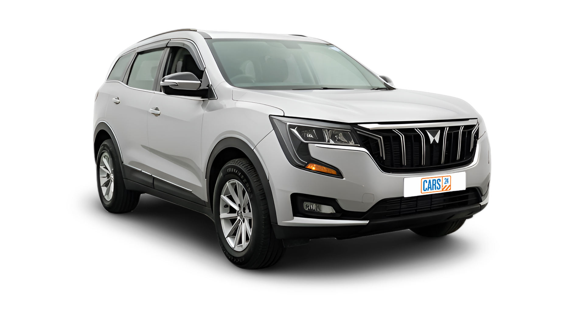 2023 Mahindra XUV700 - SUV - Petrol - Manual - ₹12.03 lakh